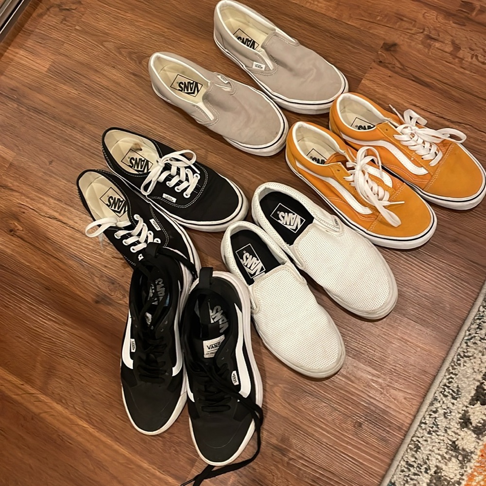 Vans 7.5 shoes. 5 pairs